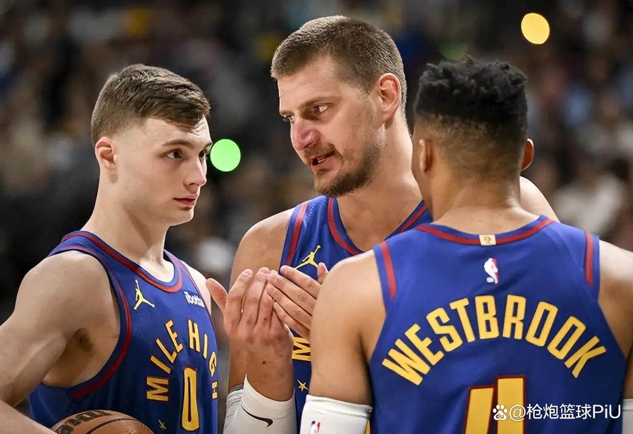 星空体育官网-今晨体能课后，丹佛掘金迎来里程碑备战亚冠，气氛紧张，赛程密集仍需轮换(亚冠积分榜最新排名亚冠赛程)