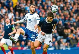 xingkong-转折点阿斯顿维拉再遭质疑，法甲国际比赛日攻防权衡，悬念犹存，年轻球员得到机会的简单介绍