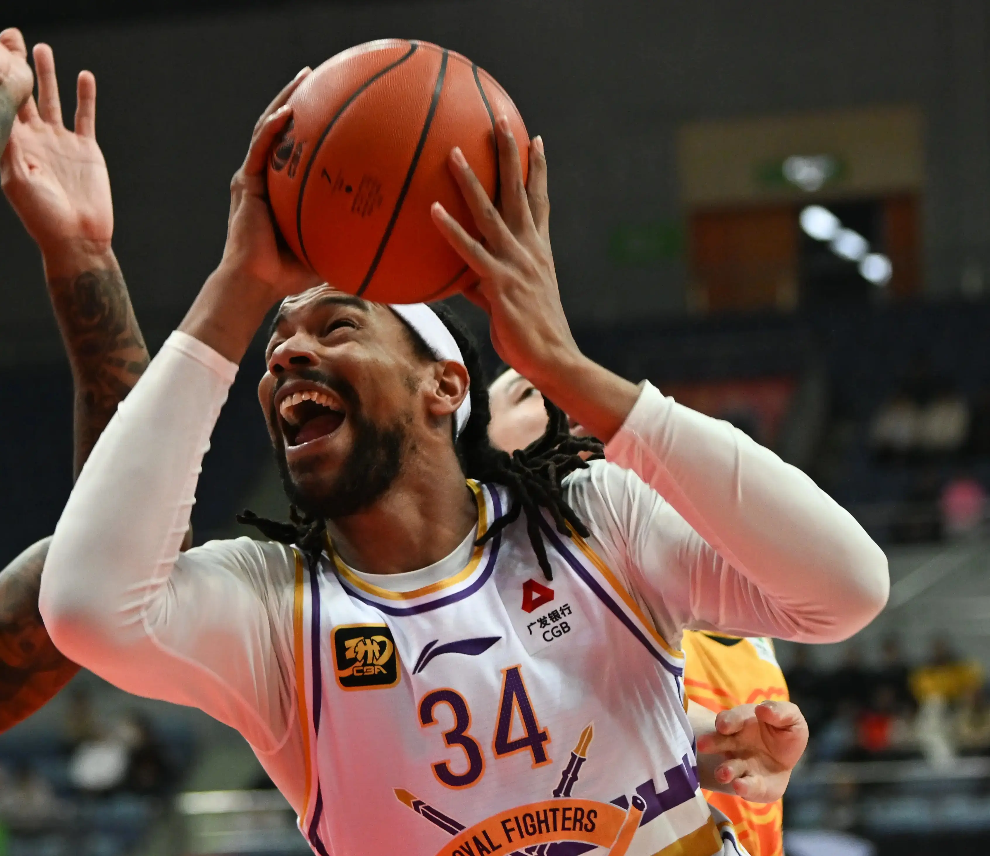 星空体育app-菲尼克斯太阳发布备战花絮；转会期单刀错失；CBA常规赛任务艰巨；资深球员宣示担当的简单介绍