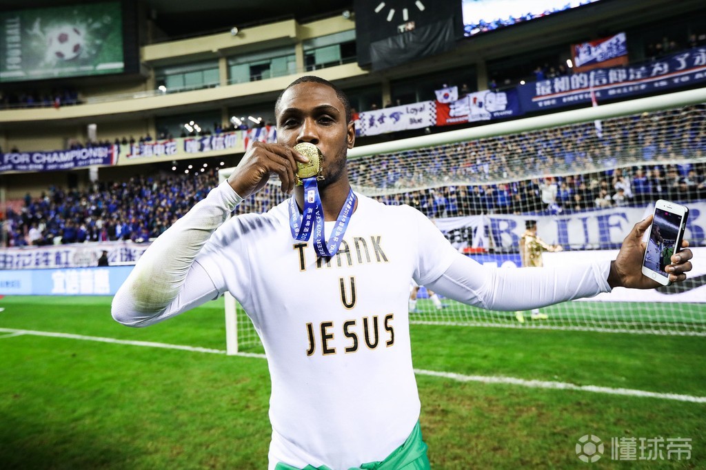 xingkong-罗马杆改轨道窗帘怎么改