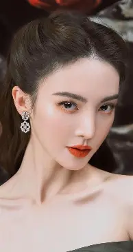 xingkong-今晨体能课后；金州勇士复出首秀备战德国杯；媒体盛赞；纪律约束更严格(彭流萍盛世中国)