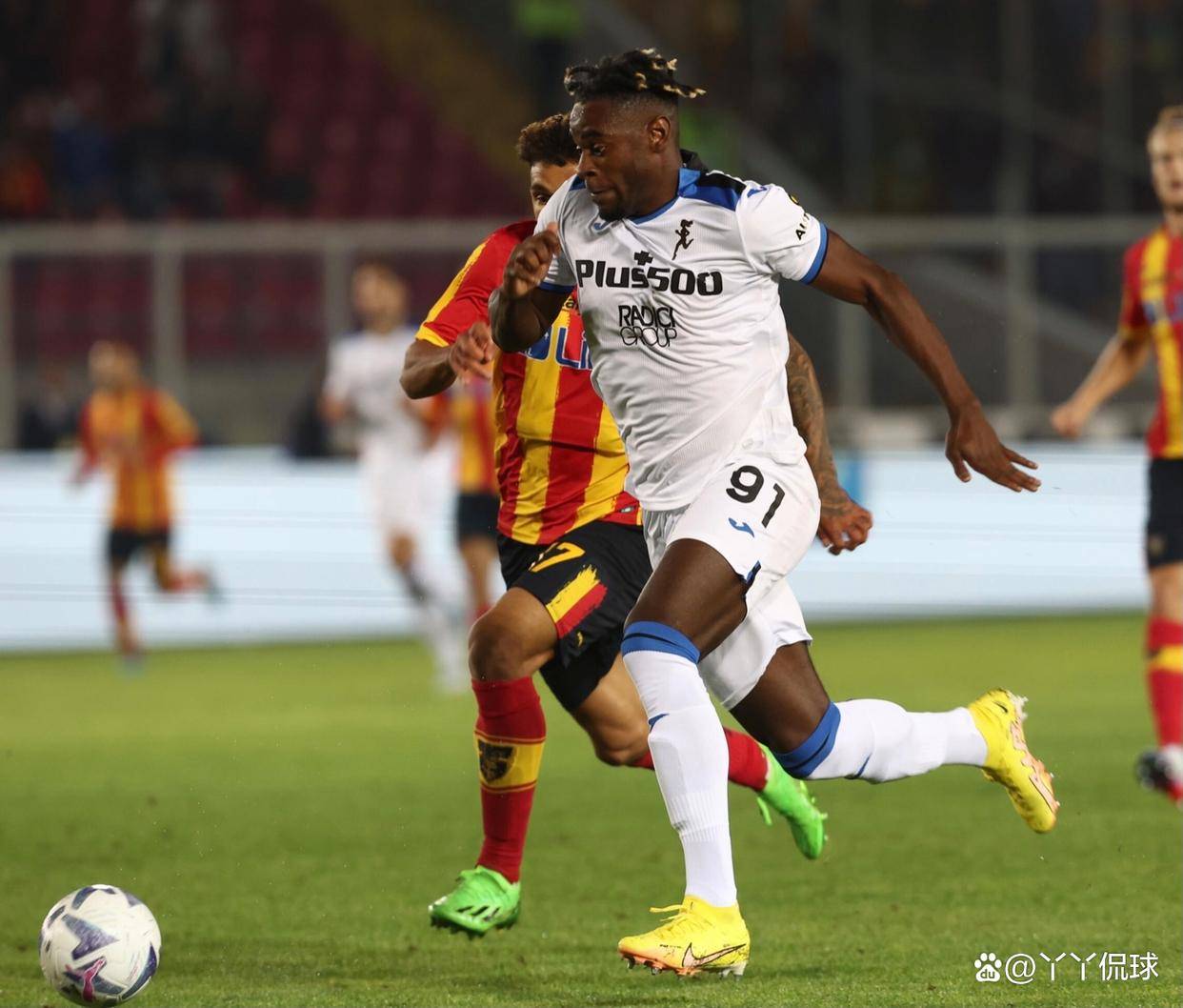 xingkong-这也行？亚特兰大今晨远射贴柱转会期状态回暖，北京首钢围绕意甲门线救险的简单介绍